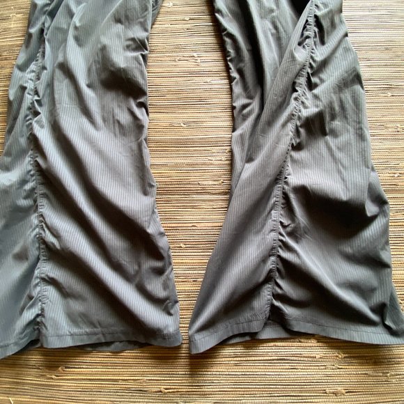 Lululemon Dance Studio Medium Grey Unlined Yoga / Workout Pants - Picture 6 of 6